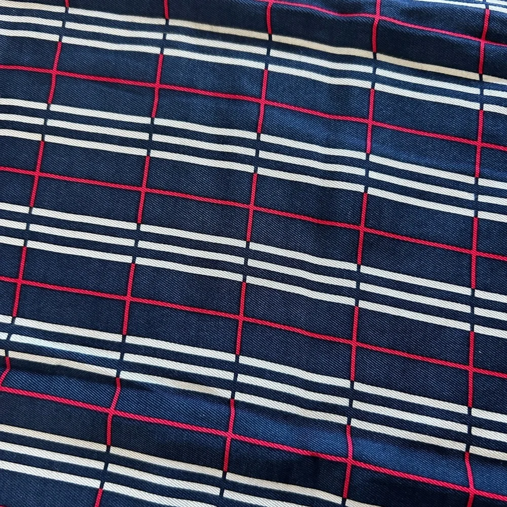 Burberry Checkered Scarf Vintage like New Condition 22x22 - Picture 2 of 3